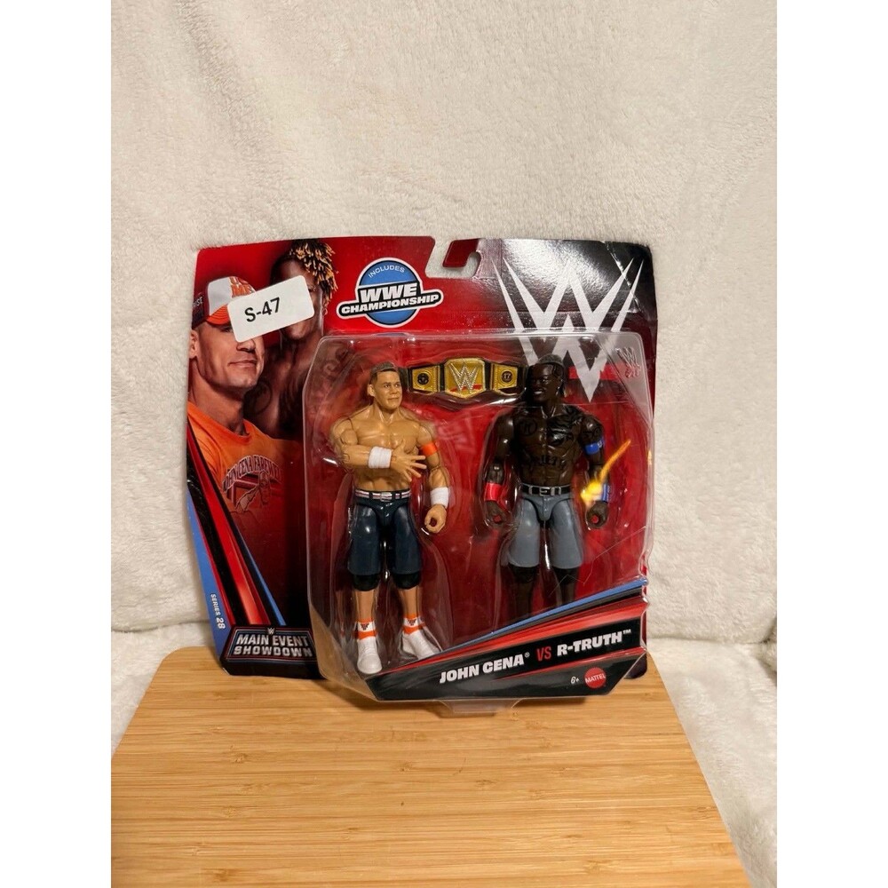 Mattel WWE Main Event Showdown 2-Pack Action Figures with Accessory